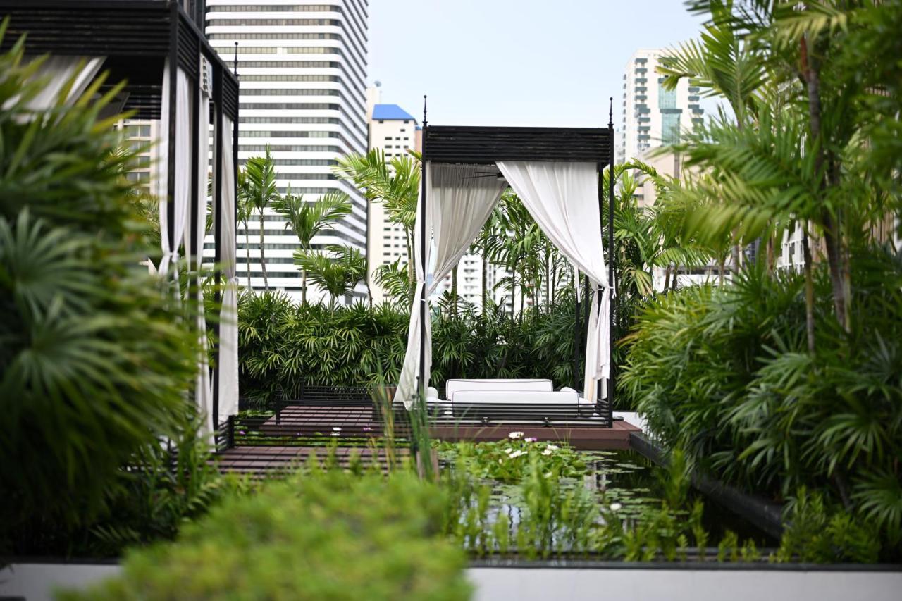 Mövenpick Hotel Sukhumvit 15 Bangkok - SHA Extra Plus Certified Exteriör bild